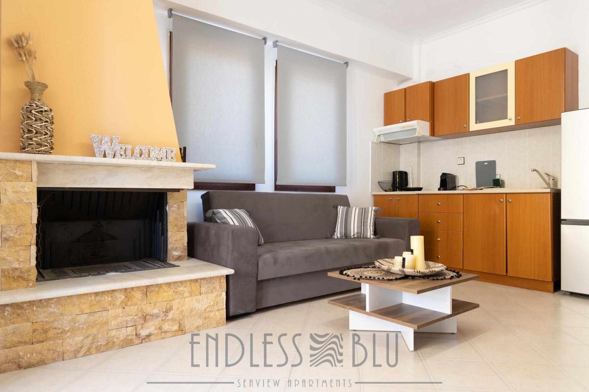 Endless Blu Pyrgadikia