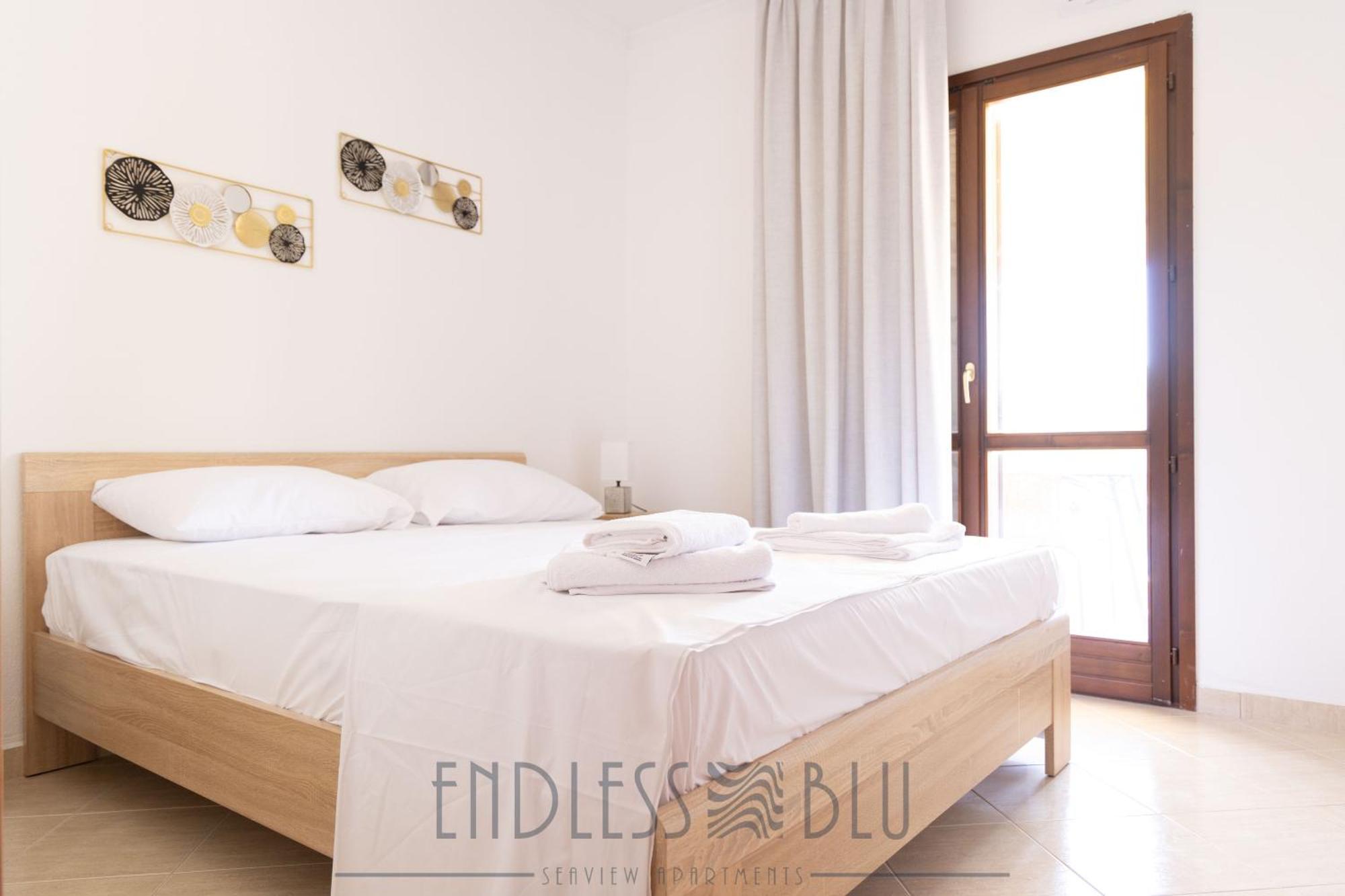 Endless Blu Pyrgadikia