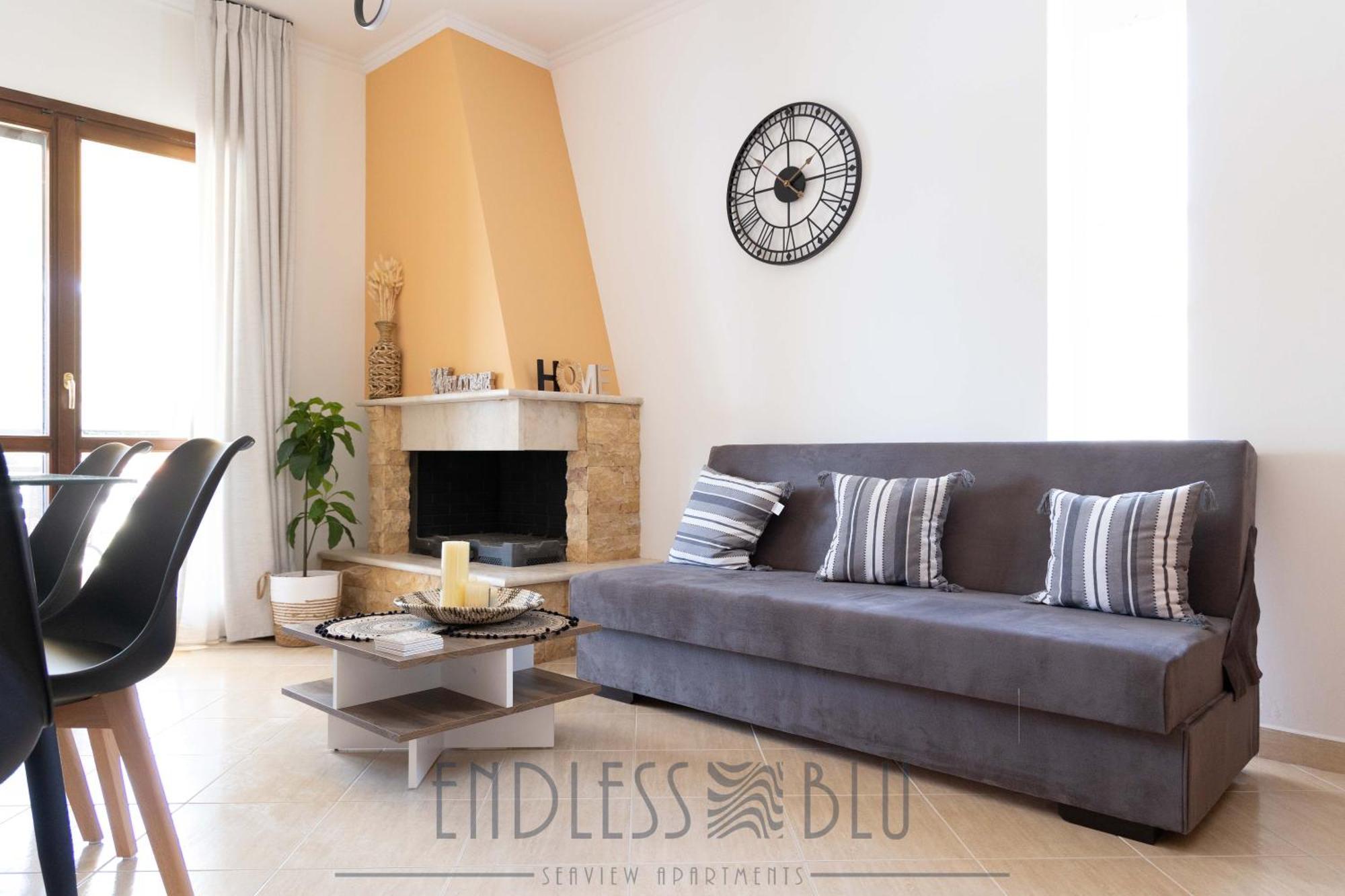 Endless Blu * Pyrgadikia